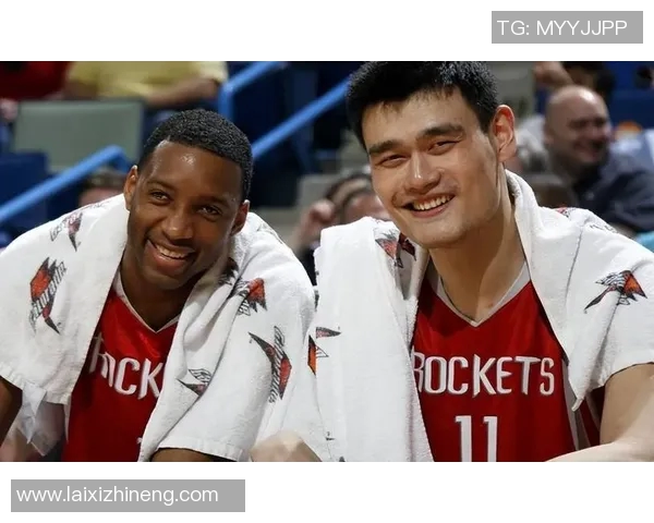 姚明热情欢迎马布里重返中国篮球共叙昔日辉煌与友谊 姚明热情欢迎马布里重返中国篮球共叙昔日辉煌与友谊