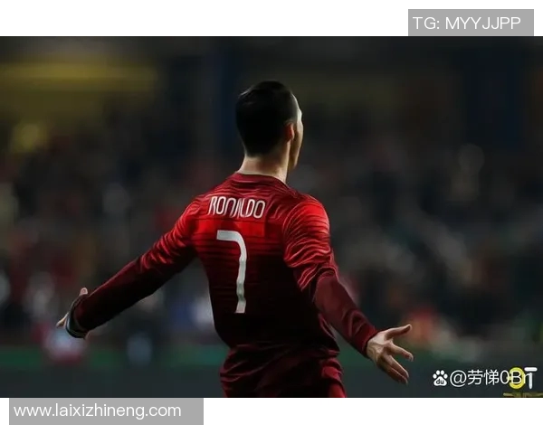 踢足球明星菲罗的传奇之路与他在绿茵场上的辉煌成就