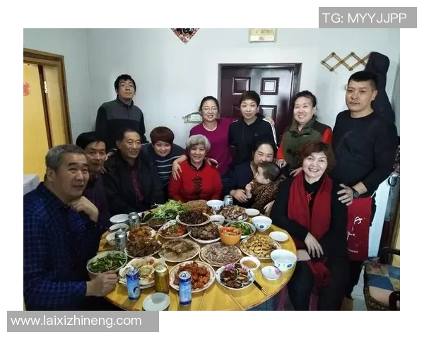 足球明星欢庆中国新年共唱祝福歌传递团圆喜悦与希望